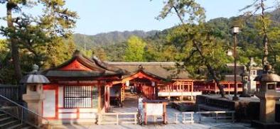 夕方の厳島神社